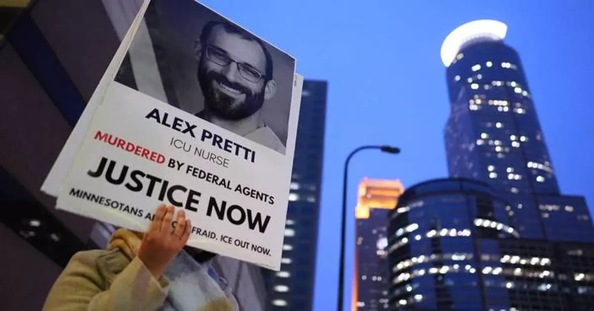 Minnesota killing produces backlash against Trump administration from Second Amendment advocates