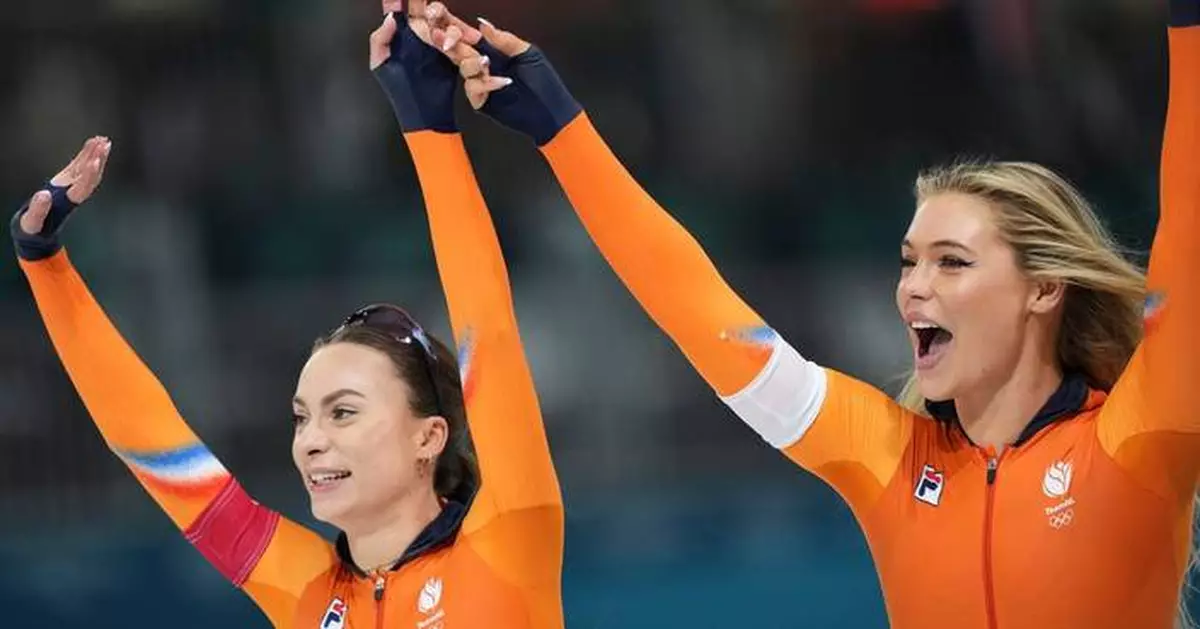 Femke Kok beats Jutta Leerdam in speedskating's 500 and adds an Olympic title to her world record