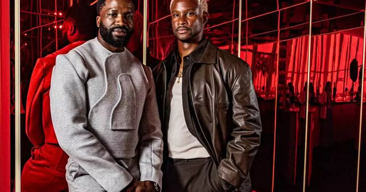 In 'My Father's Shadow,' family memory and Nigerian history are resurrected