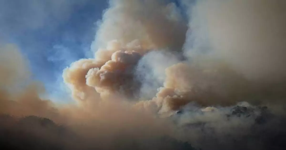 Study ties particle pollution from wildfire smoke to 24,100 US deaths per year