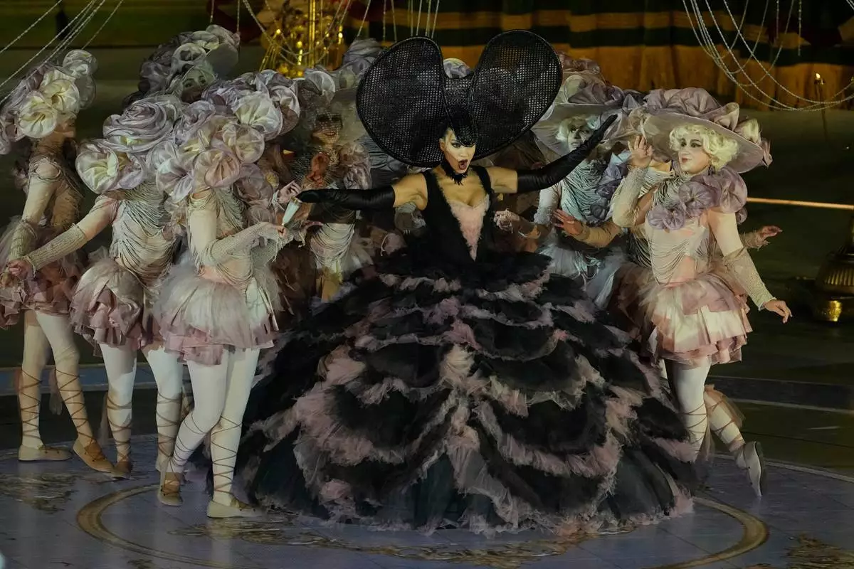 Violetta played by Carolina Lopez Moreno performs during the closing ceremony of the 2026 Winter Olympics, in Verona, Italy, Sunday, Feb. 22, 2026. (AP Photo/Ashley Landis)