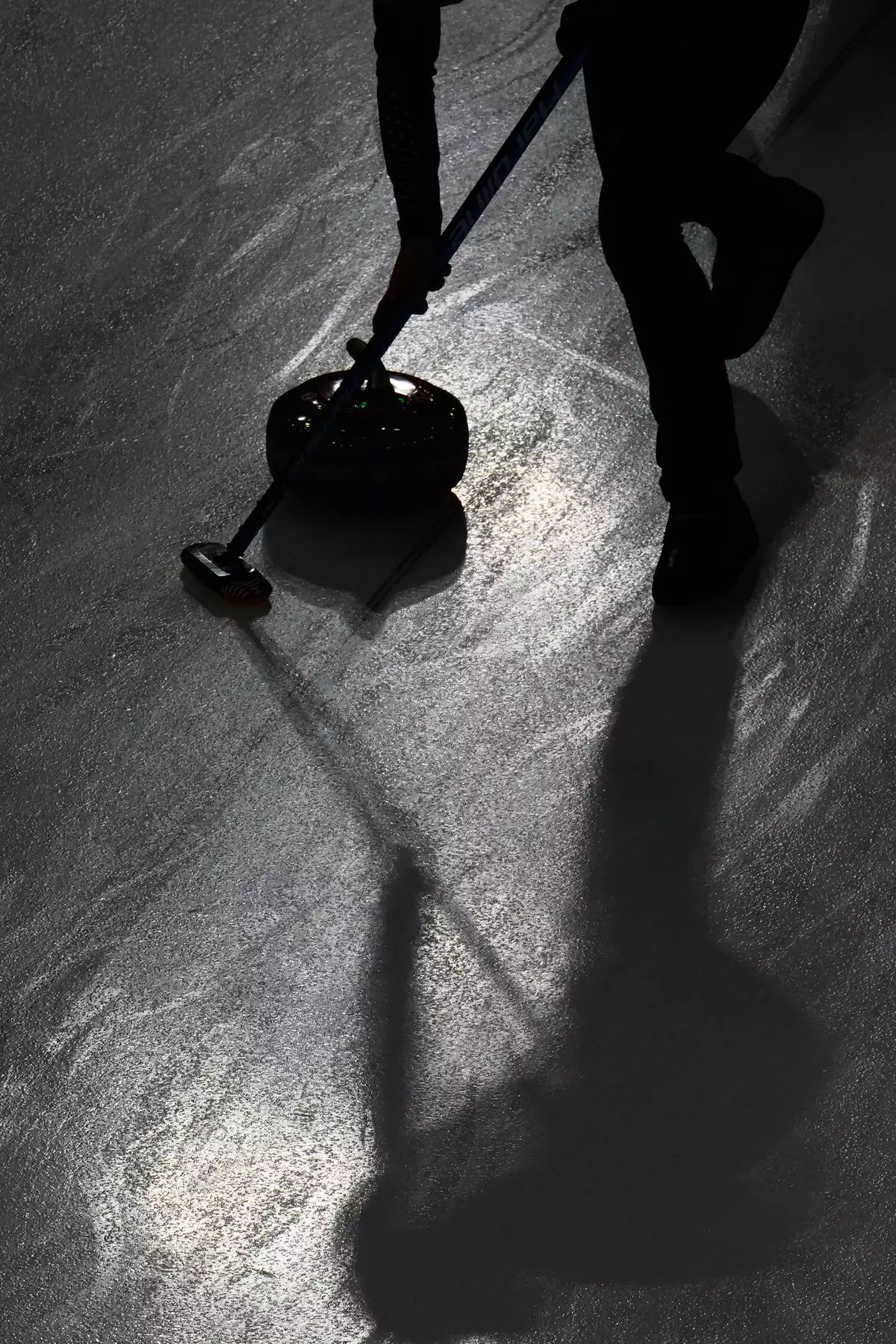 Cory Thiesse of the United States compete against Switzerland during the curling women's semifinal match at the 2026 Winter Olympics, in Cortina d'Ampezzo, Italy, Friday, Feb. 20, 2026. (AP Photo/Christophe Ena)