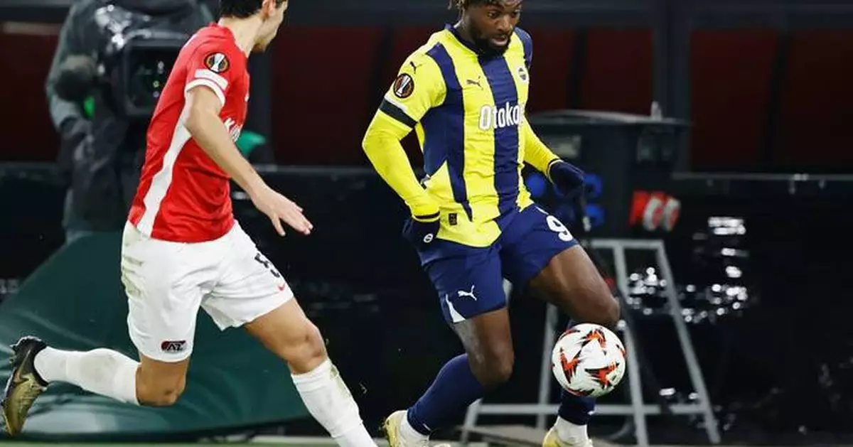 Saint-Maximin leaves Club America after racist attacks on his daughters