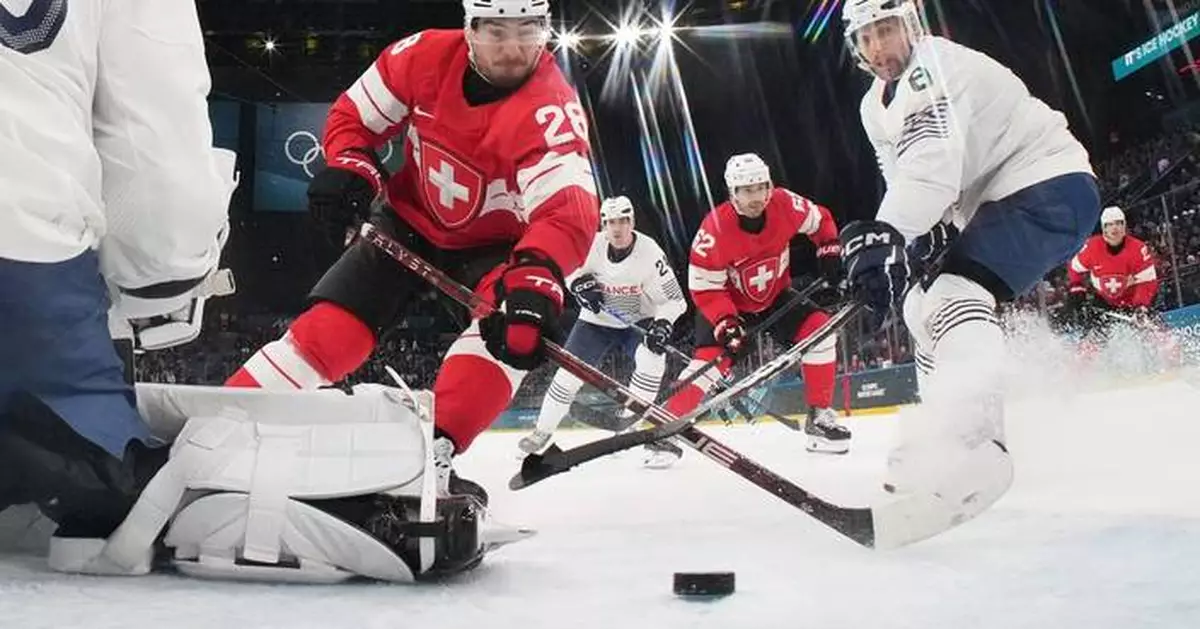 Canada shows why it's the Olympic favorite by routing Czechia 5-0 in its tournament opener