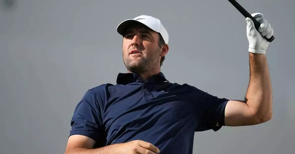 Pair of flubbed chips leave Scottie Scheffler in danger of missing the cut at Phoenix Open