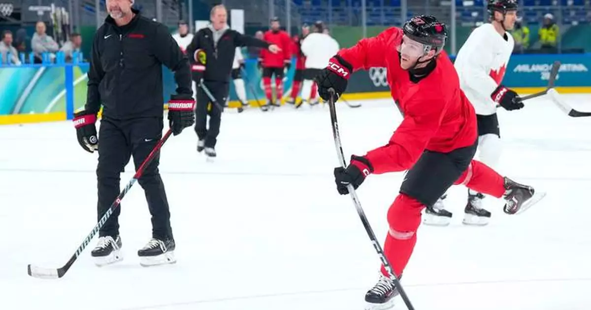 McDavid on the Metro in Milan: Canada's NHL players stick out at the Olympics