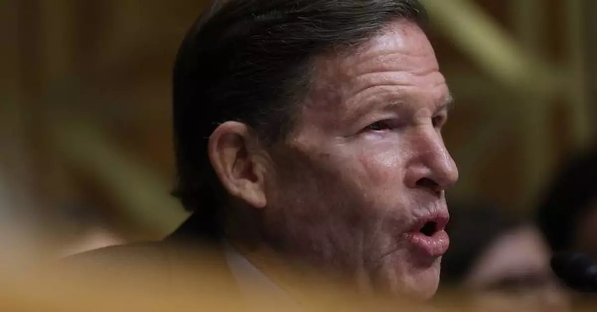 ICE officer training is 'deficient' and 'broken,' former agency lawyer tells congressional forum