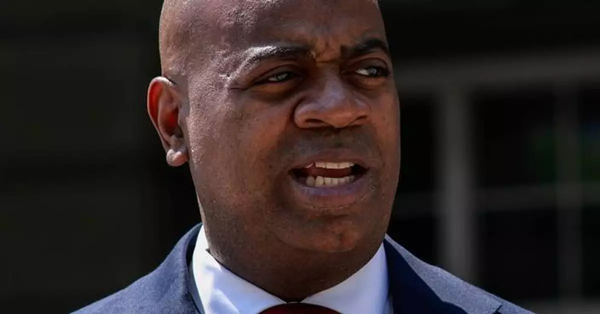 Newark mayor says ICE operation caused multi-vehicle crash with injuries