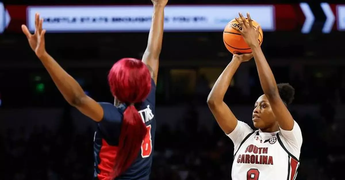 Edwards, Okot lead No. 3 South Carolina to 85-48 blowout of No. 17 Ole Miss and share of SEC title