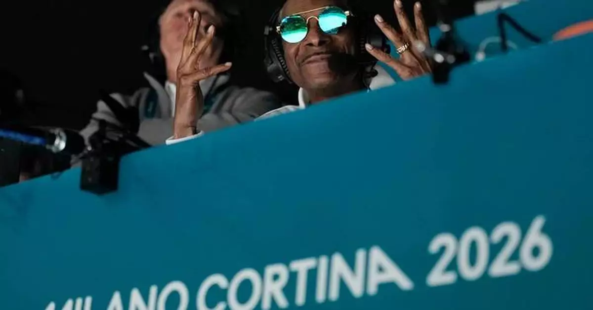 'Drop it Like it's Hot' — Snoop Dogg rocks the Winter Olympics, in photos