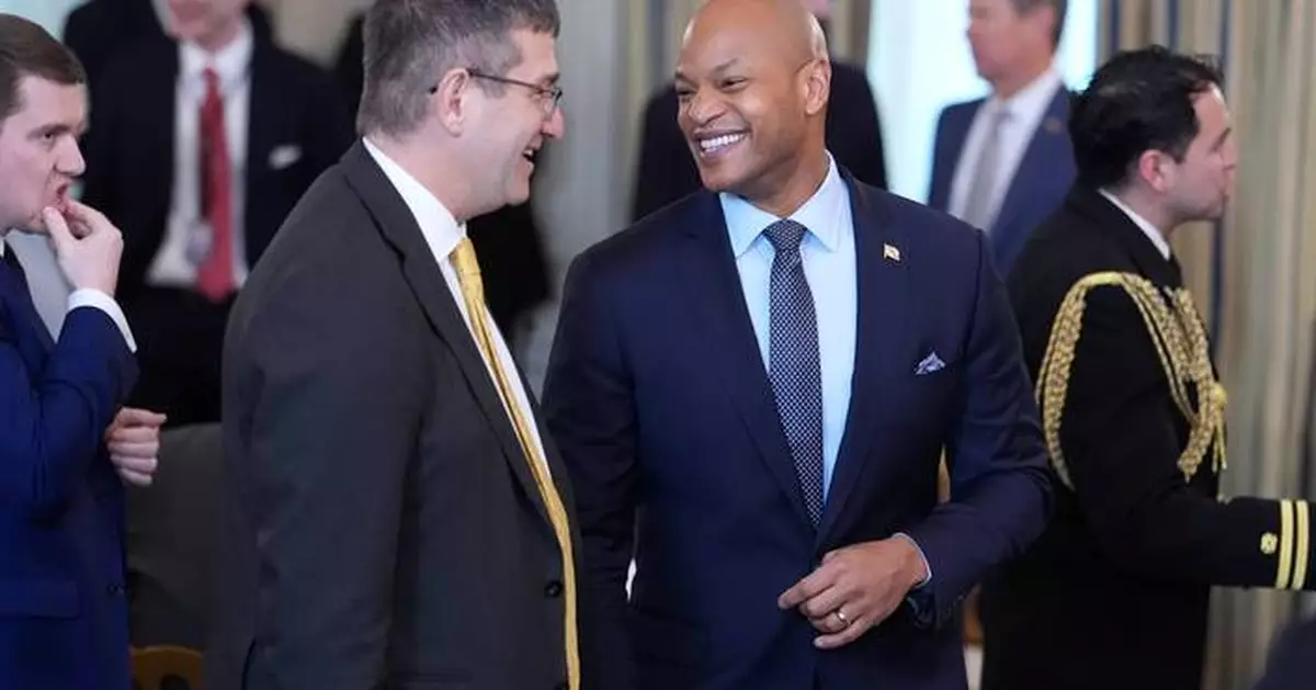 White House dinner closes a turbulent week for governors in Washington