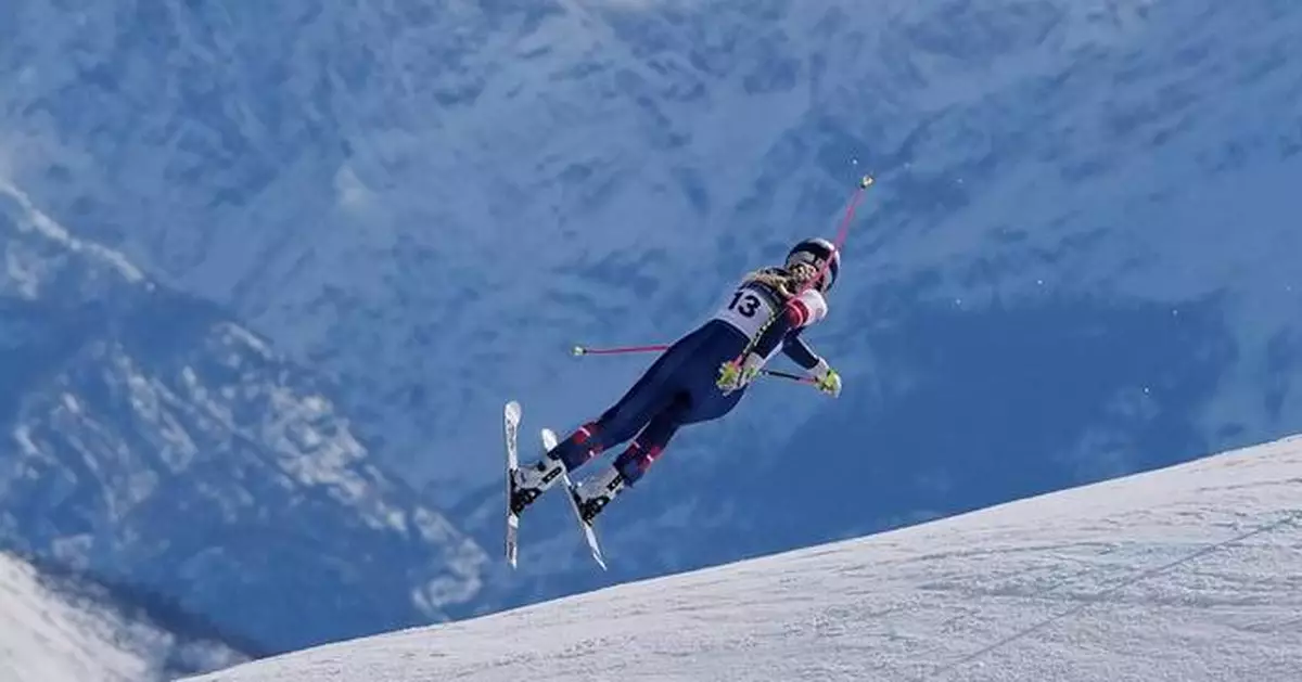 Lindsey Vonn back in US following crash in Olympic downhill