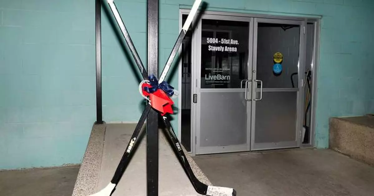 3 Alberta junior hockey players killed in crash heading to practice