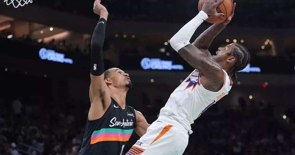 Spurs beat the Suns 121-94 in Austin for their 7th straight win