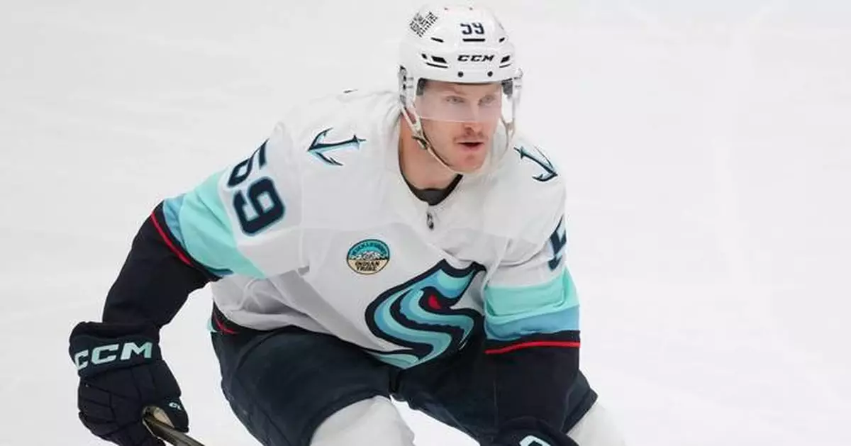 Kraken agree to 2-year extensions with forwards Ben Meyers and Ryan Winterton