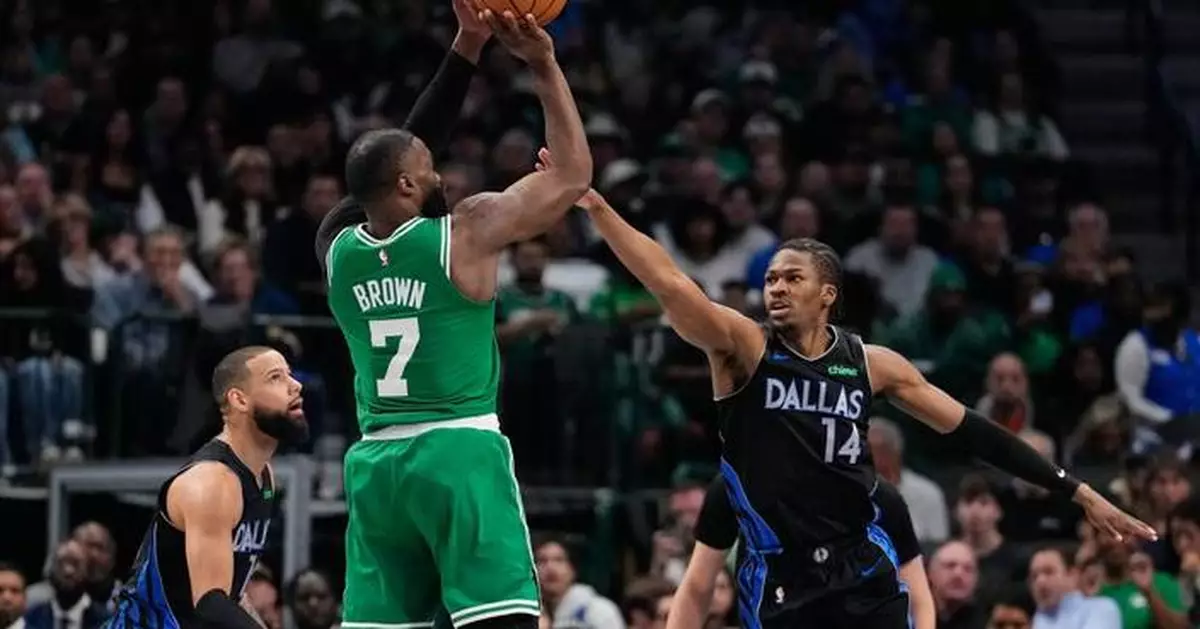 Jaylen Brown leads Celtics over Mavs 110-100 despite Flagg's latest record for teenager