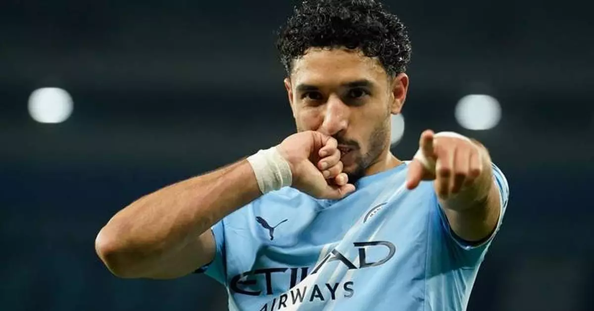 Man City beats Newcastle 3-1 to advance to English League Cup final