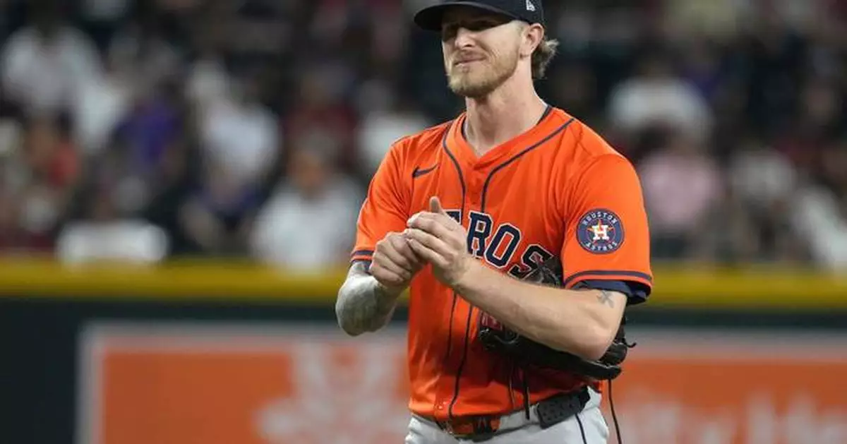 Astros closer Josh Hader playing catch again after biceps tendinitis in offseason