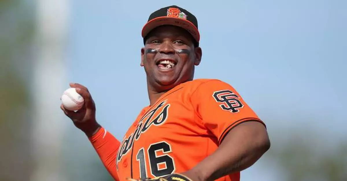 Giants scratch Rafael Devers from lineup with tight hamstring against Dodgers