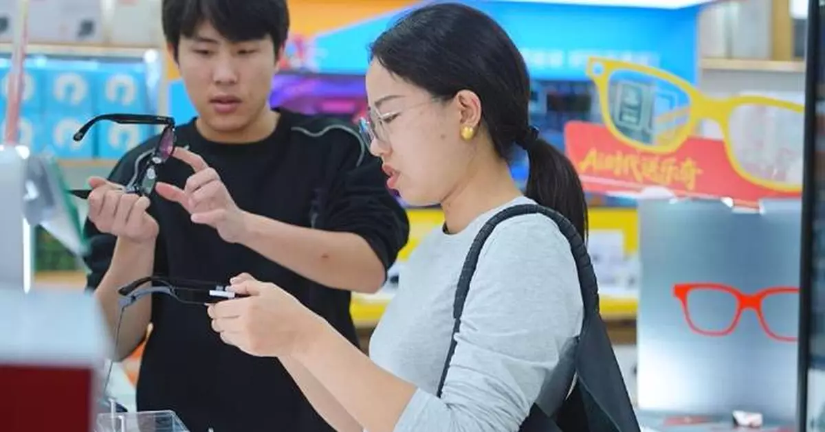 AI products popular among Chinese Spring Festival shoppers