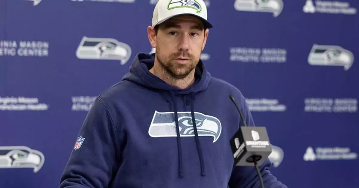 Seahawks' Klint Kubiak in 2nd round of head coach interviews with Raiders and Cardinals