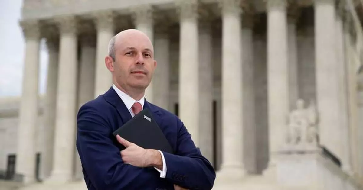 Jury to get tax-evasion case against Supreme Court lawyer who became high-stakes poker player