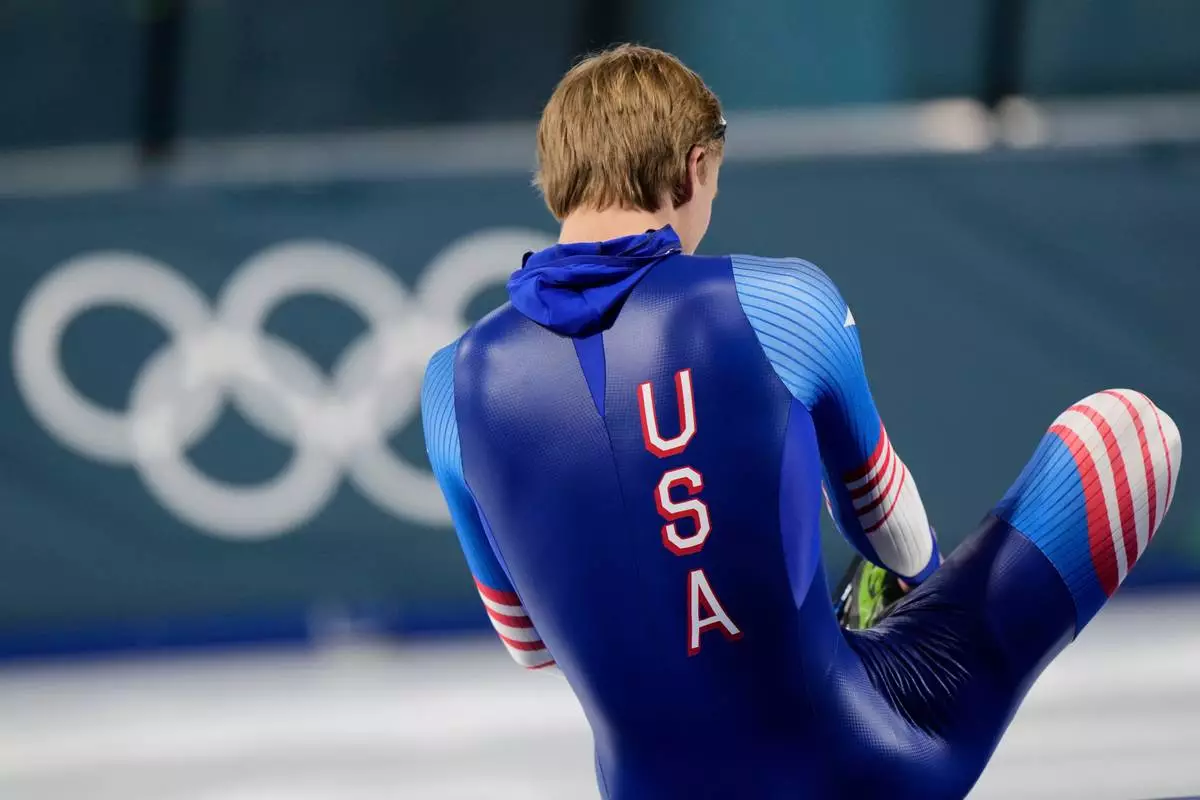 Jordan Stolz of the U.S. prepares for the men's 1,000 meters speedskating race at the 2026 Winter Olympics, in Milan, Italy, Wednesday, Feb. 11, 2026. (AP Photo/Luca Bruno)