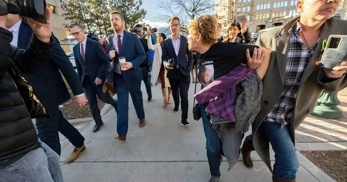 Colorado funeral home owner faces sentencing for abusing 189 bodies