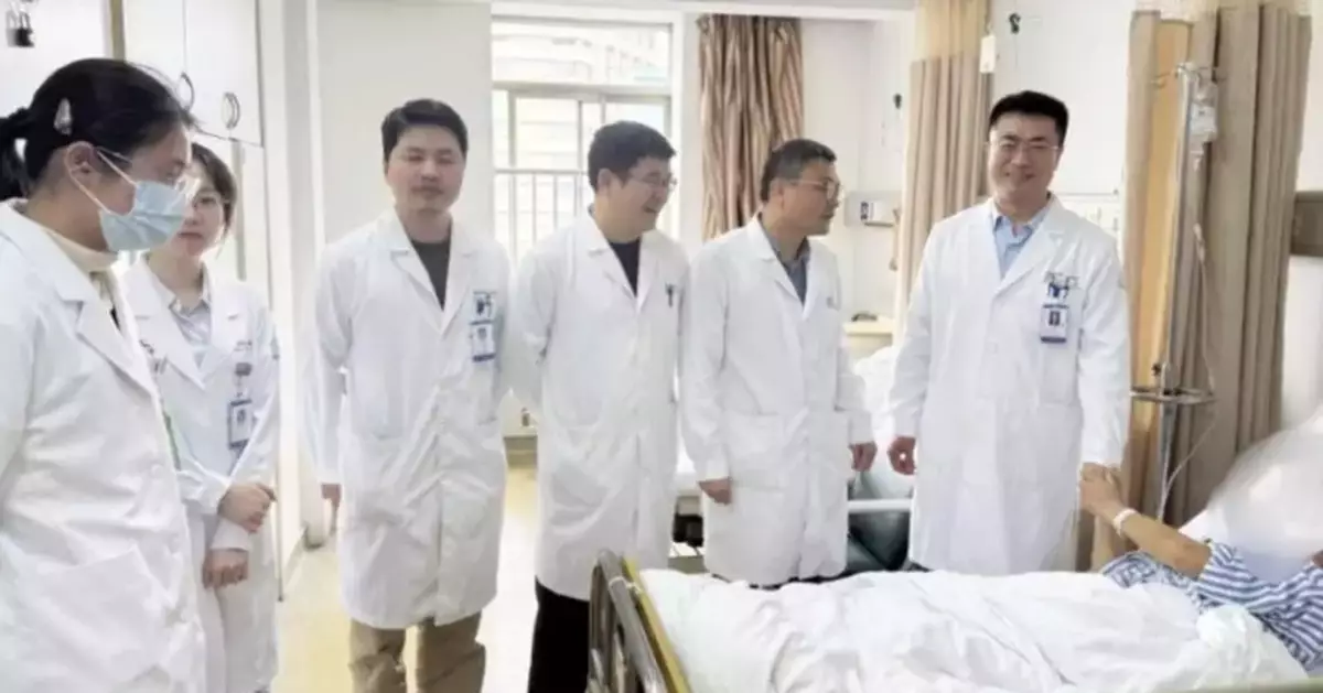 Health Secretary Discusses Medical Registration Ordinance Amendments with Hong Kong Medical Council Members