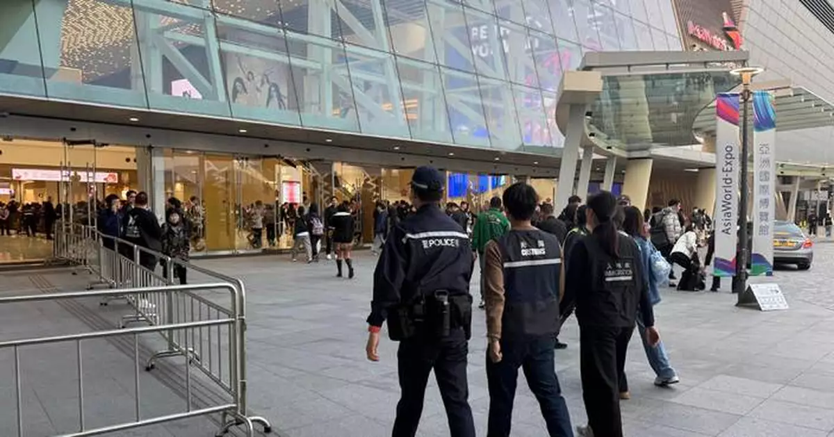 Hong Kong Customs, Police Crack Down on Illegal Hawkers and Ticket Scalpers at Mega Event