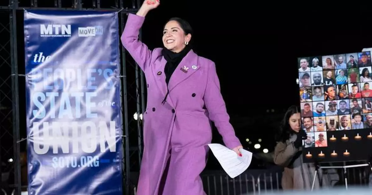 Citing AP investigation, new bill seeks to prohibit DHS from using full-body restraints