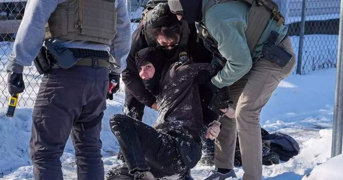 Government lawyer yanked from immigration detail in Minnesota after telling judge 'this job sucks'