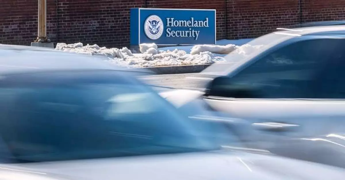 No clear path to ending the partial government shutdown as lawmakers dig in over DHS oversight