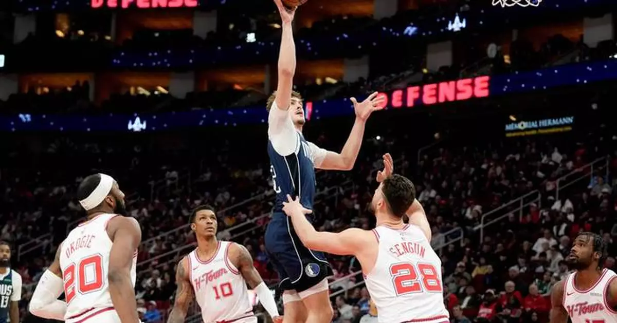 Amen Thompson's near triple-double lifts Rockets over Mavericks in thrilling finish