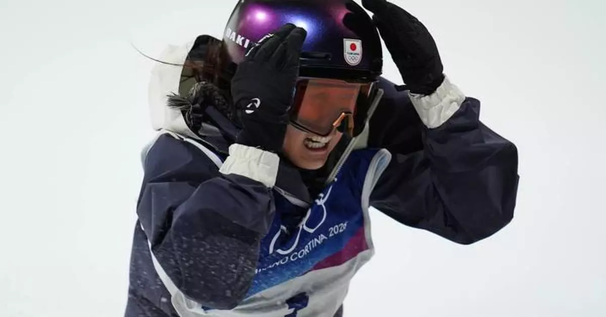 Kokomo Murase wins gold in women's big air, extending Japan's snowboarding success at the Olympics