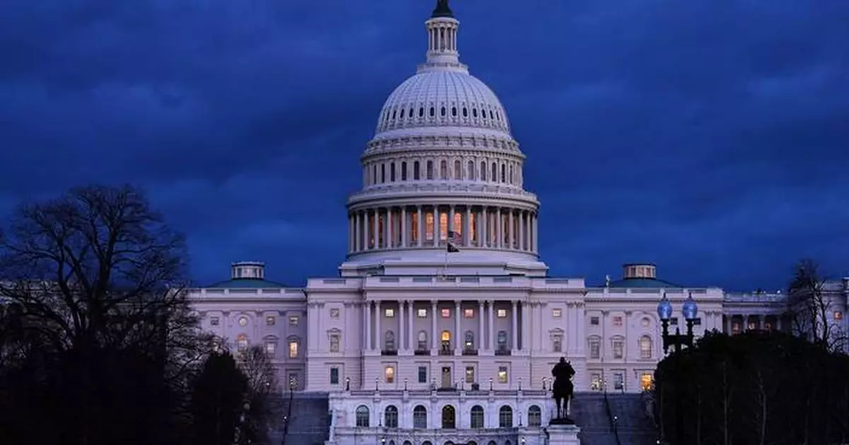 Trump's State of the Union will seek to calm voters' economic concerns ahead of midterm elections