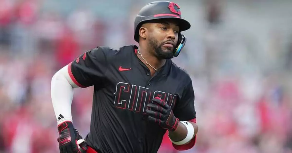 Miguel Andujar and the San Diego Padres finalize their $4 million, 1-year contract