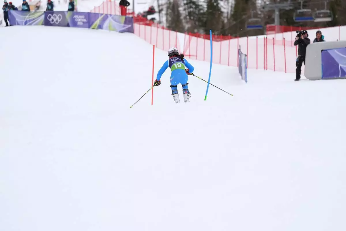 Italy's Giada d'Antonio competes in an alpine ski, women's slalom portion of a team combined race, at the 2026 Winter Olympics, in Cortina d'Ampezzo, Italy, Tuesday, Feb. 10, 2026. (AP Photo/Jacquelyn Martin)