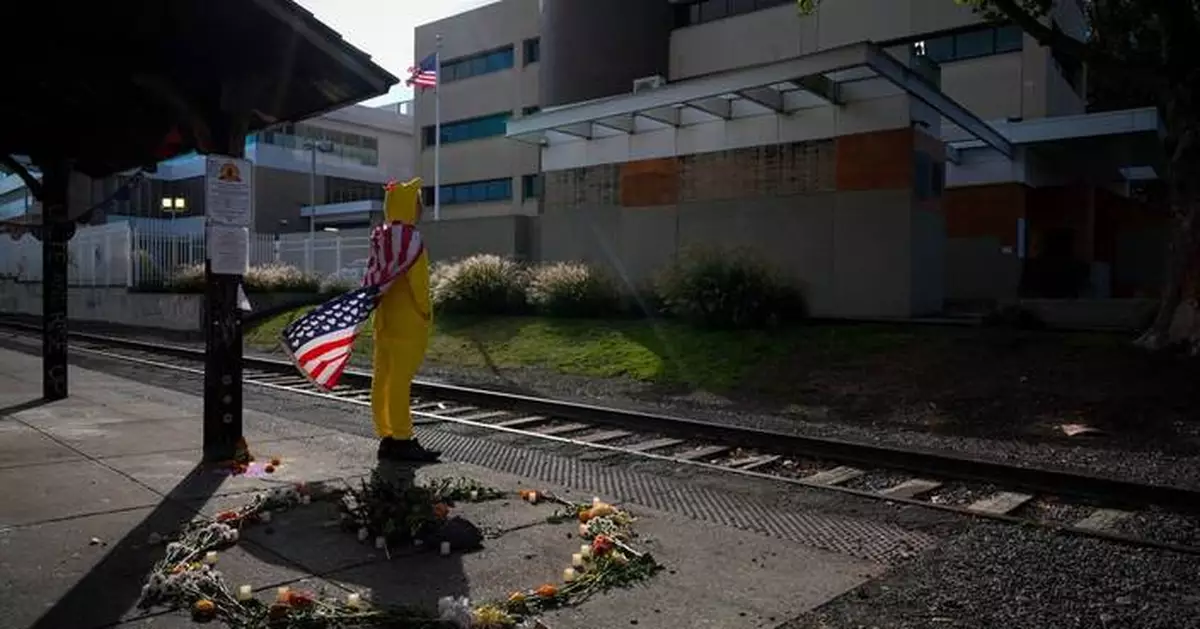 ICE agents can't make warrantless arrests in Oregon unless there's a risk of escape, US judge rules