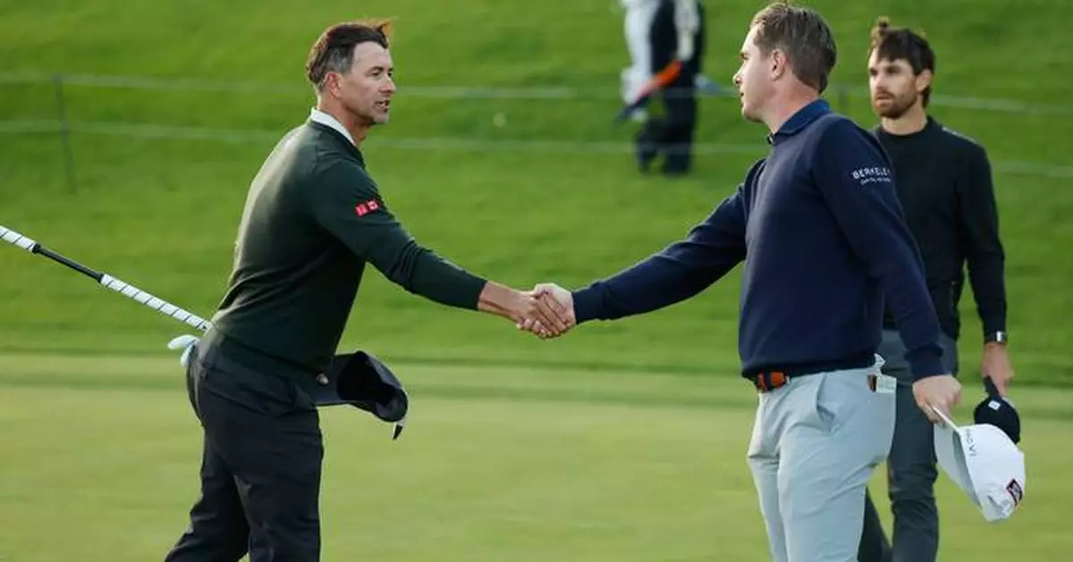 Opening round at the Cognizant Classic features bird feathers, shots from the mud and hole-outs