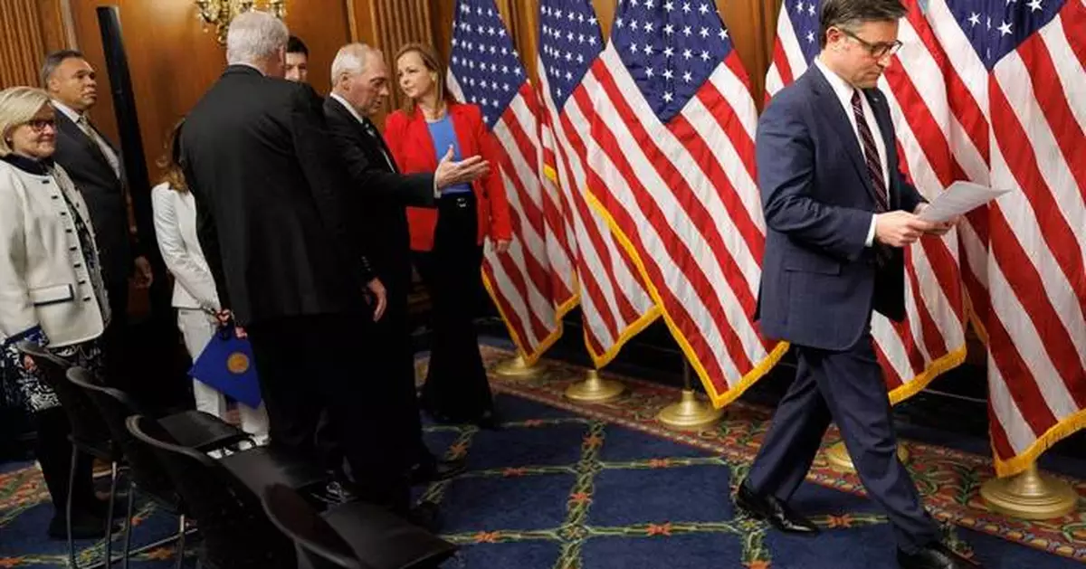 Supreme Court ruling offers little relief for Republicans divided on Trump's tariffs