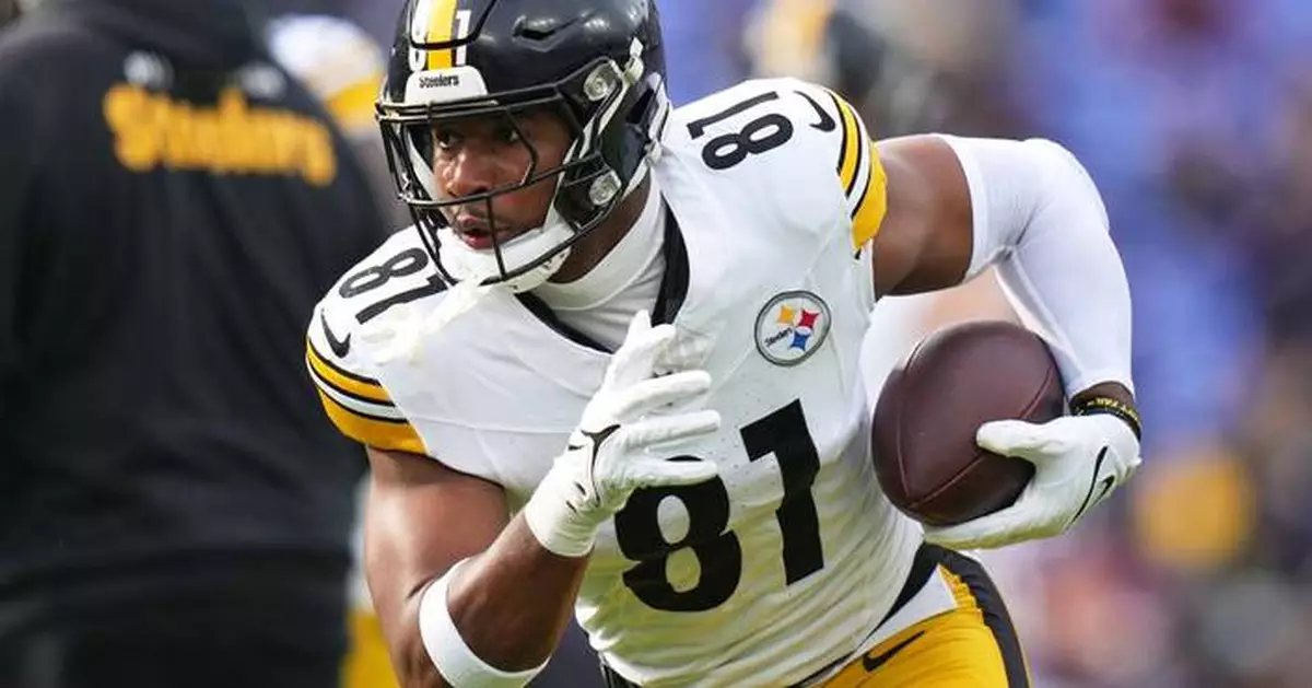 Tight end Jonnu Smith released by Steelers after disappointing 2025 season