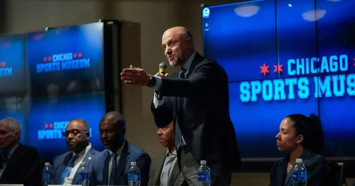 Congress is on track for record retirements. In Illinois, that's created a candidate frenzy