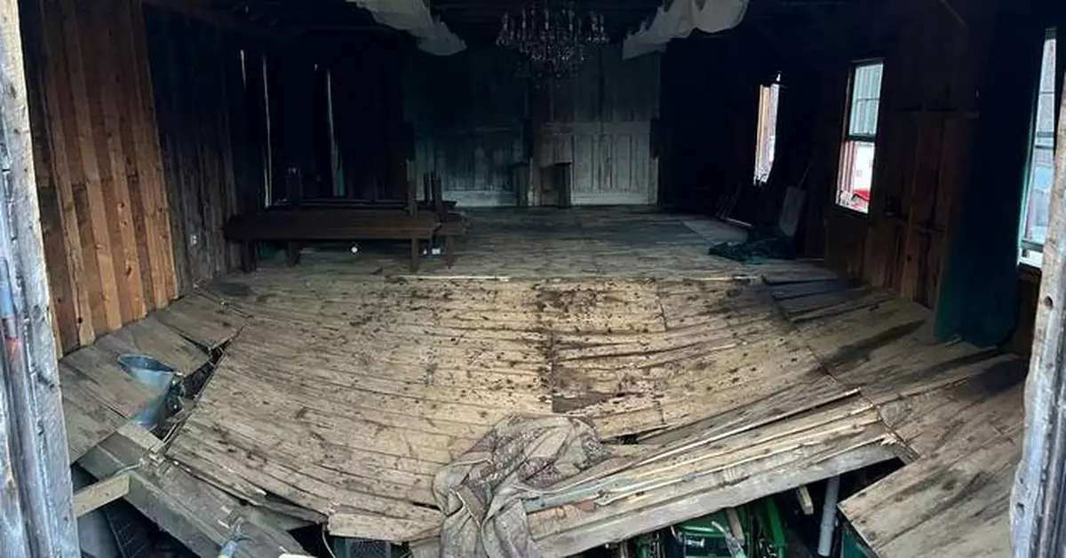 Six people injured after floor collapses at New Hampshire wedding venue