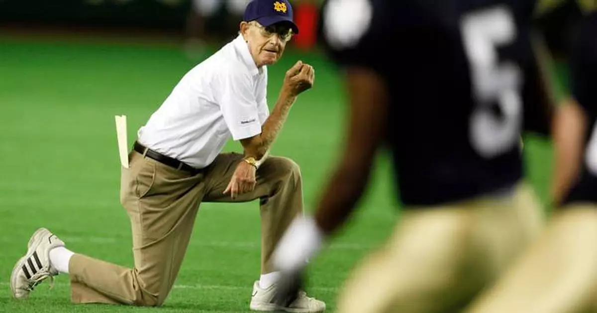 Reaction to the death of College Football Hall of Fame coach Lou Holtz at 89