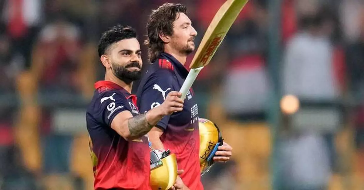 Kohli gets Bengaluru off to winning start in IPL title defense with 6-wicket victory over Hyderabad