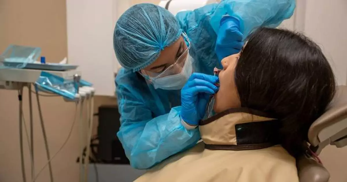 From Caps and Gowns to Fitting Crowns: High Schoolers Train as Dental Assistants