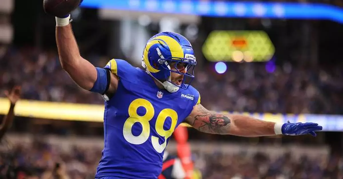 TE Tyler Higbee is returning to the Rams to begin a second decade with the team, AP source says