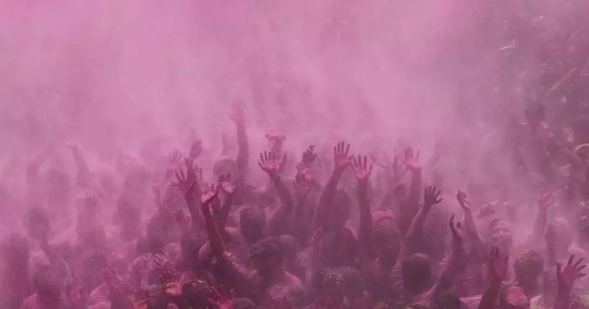 The top photos of the day by AP's photojournalists