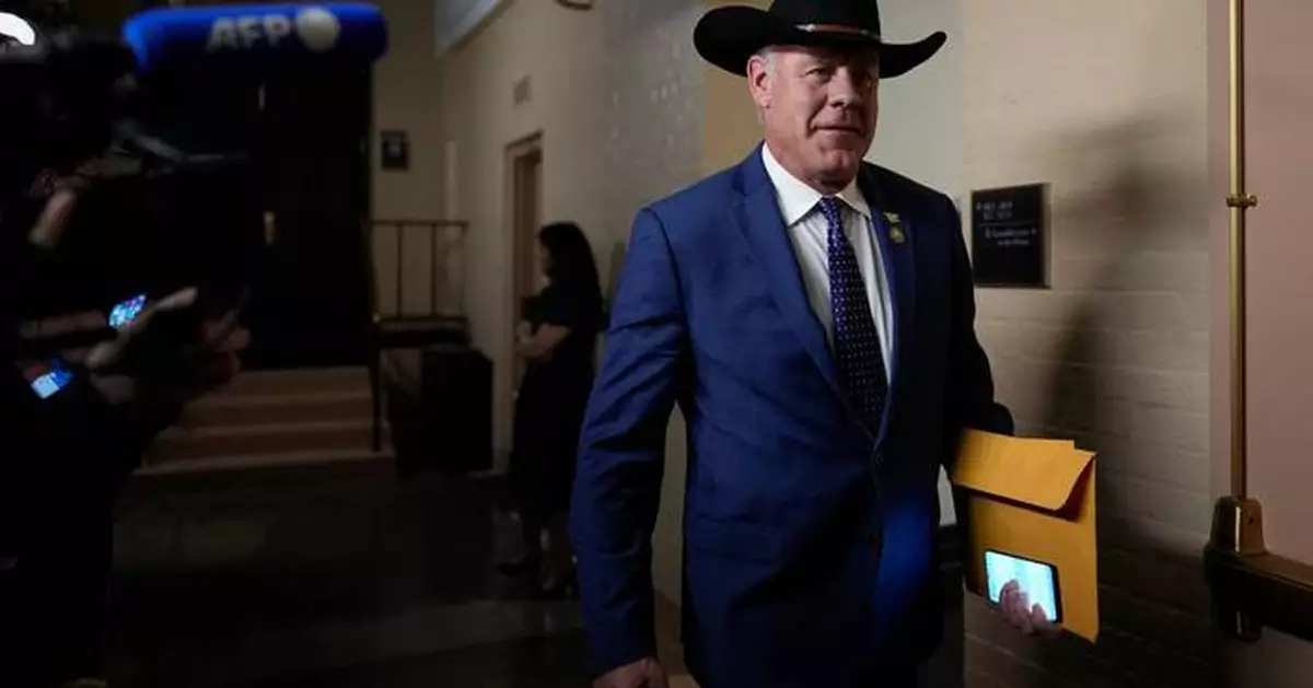 Former Trump Cabinet secretary Ryan Zinke won't seek reelection to a Montana US House seat